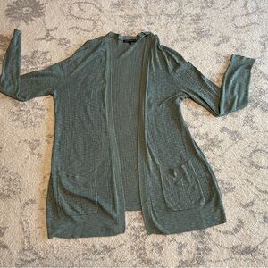 Love Eelie- Green Women's knit Cardigan
